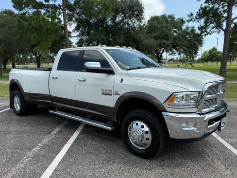 Used 2018 RAM 3500 Laramie AWD/4WD image 4