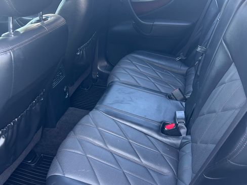 Used 2011 INFINITI FX35 AWD w/ Premium Pkg image 9