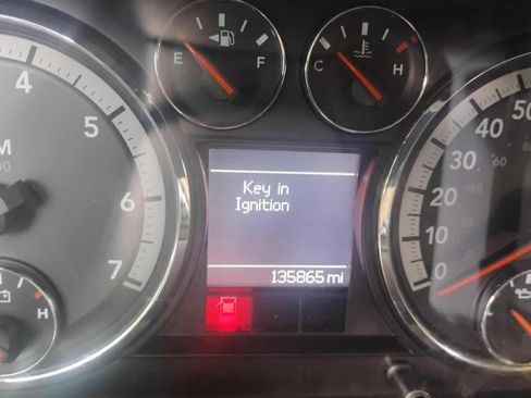 Used 2012 RAM 1500 Classic SLT image 10