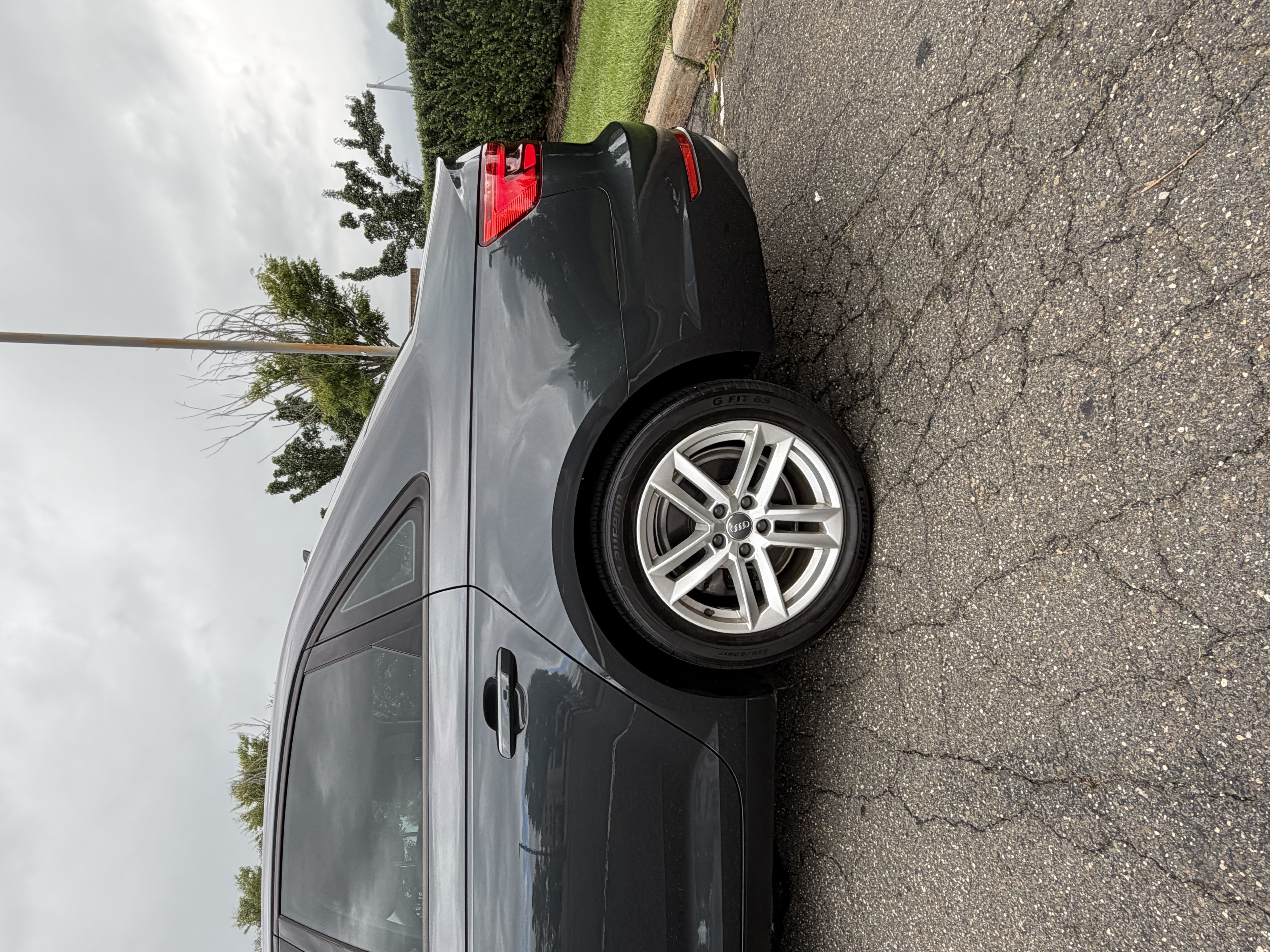 Used 2017 Audi A4 2.0T Ultra Premium FWD image 9