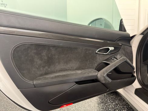 Used 2018 Porsche 911 GT3 image 30