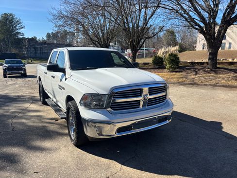 Used 2018 RAM 1500 Big Horn image 4