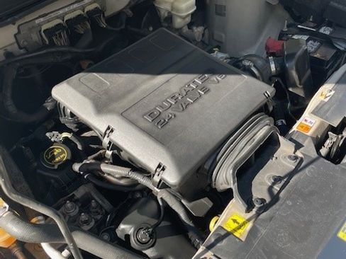 Used 2011 Ford Escape XLT w/ 202A Rapid Spec Order Code image 10