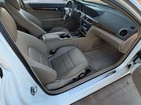 Used 2015 Mercedes-Benz C 350 4MATIC Coupe image 5