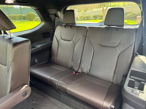 Used 2024 Lexus TX 350 AWD w/ Captains Chair Package image 9