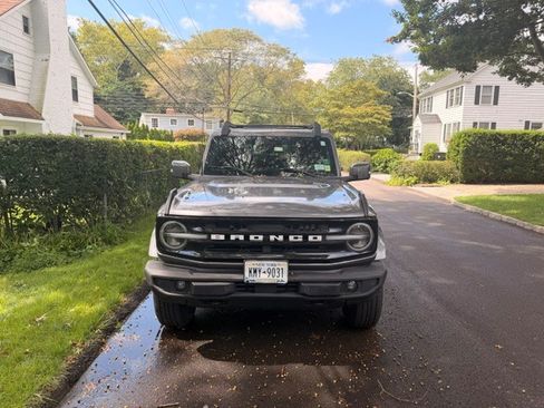 Used 2021 Ford Bronco Outer Banks AWD/4WD image 6