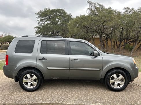 Used 2009 Honda Pilot EX-L image 2