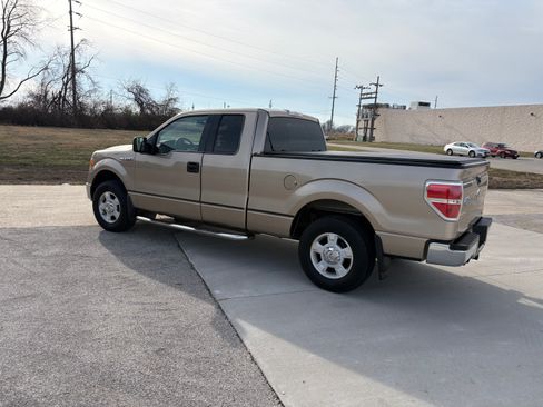 Used 2012 Ford F150 XLT w/ XLT Convenience Pkg image 2