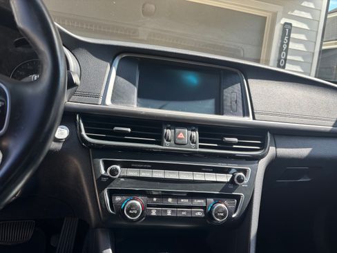 Used 2016 Kia Optima LX w/ Technology Package FWD image 10