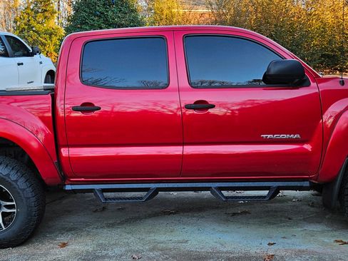 Used 2013 Toyota Tacoma PreRunner w/ SR5 Pkg image 2