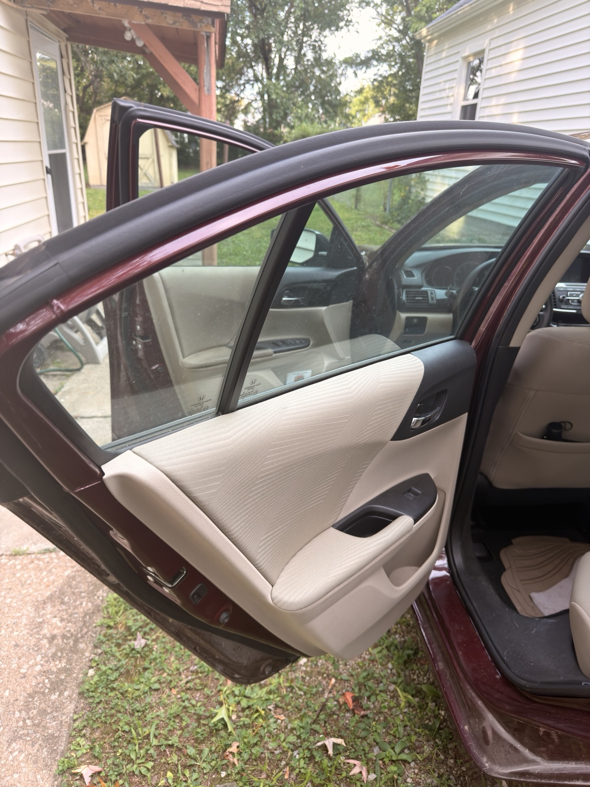 Used 2017 Honda Accord LX image 9