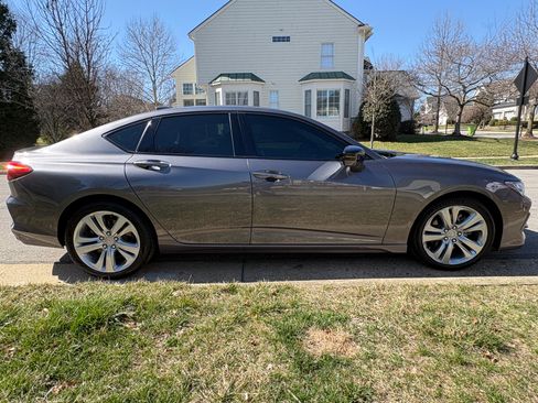 Used 2021 Acura TLX w/ Technology Package image 2