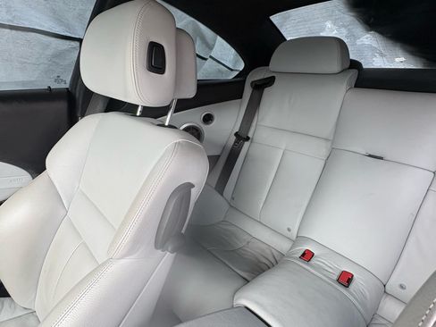 Used 2008 BMW M6 Coupe image 11