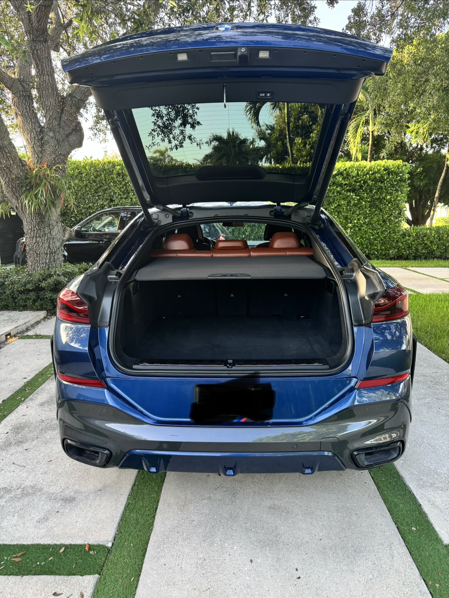 Used 2021 BMW X6 sDrive40i w/ M Sport Package RWD image 11
