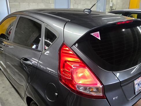 Used 2015 Ford Fiesta SE image 11