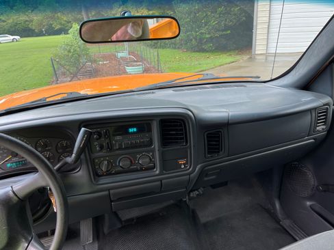 Used 2001 GMC Sierra 2500 SL RWD image 10