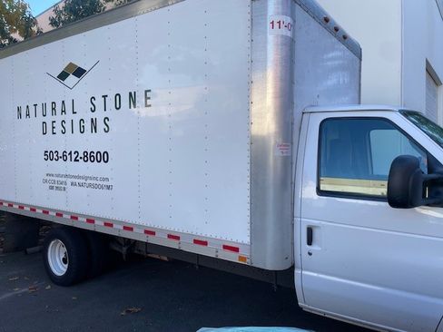 Used 2018 Ford E-350 and Econoline 350 Super Duty w/ Power Windows & Locks Group image 4