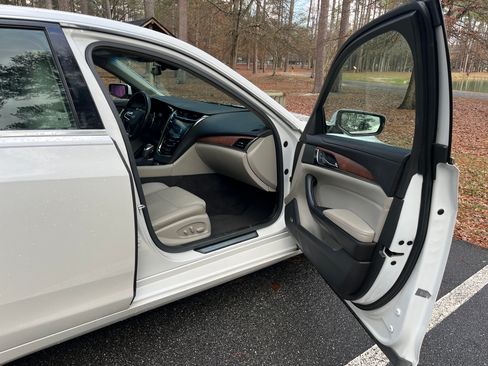 Used 2015 Cadillac CTS Sedan image 18