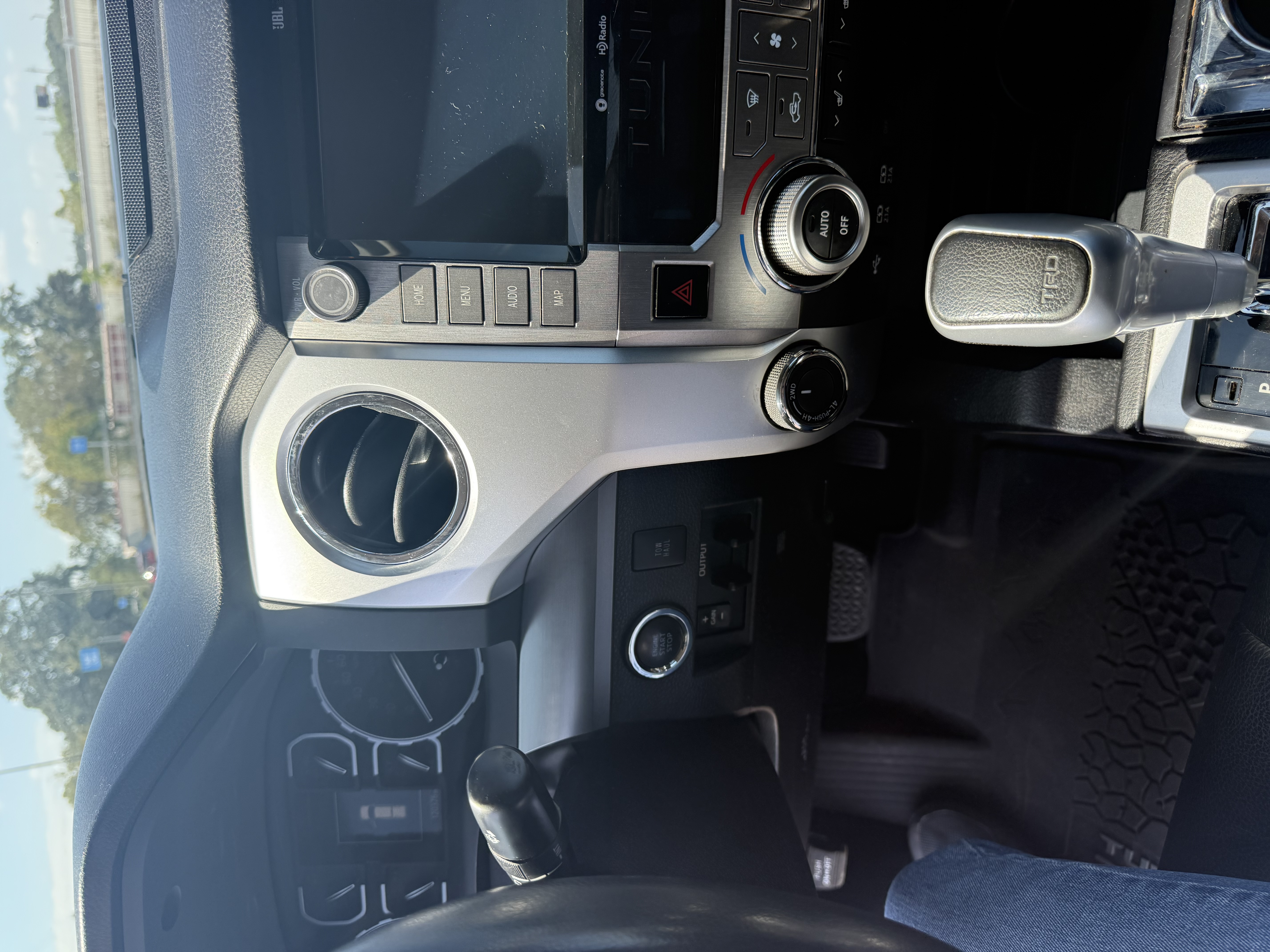 Used 2021 Toyota Tundra TRD Pro AWD/4WD image 10