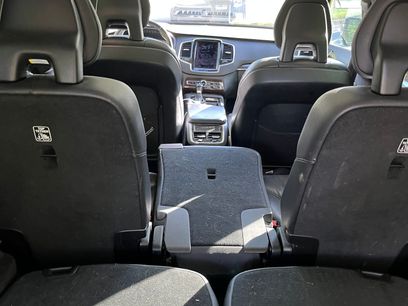 Used 2017 Volvo XC90 T6 Momentum w/ Vision Package