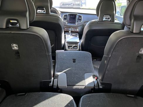 Used 2017 Volvo XC90 T6 Momentum w/ Vision Package AWD/4WD image 1