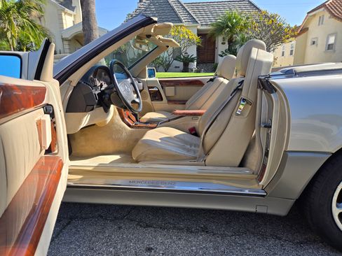 Used 1995 Mercedes-Benz SL 500 image 9