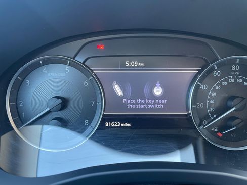 Used 2019 INFINITI QX50 Essential w/ Premium Heat Package FWD image 4