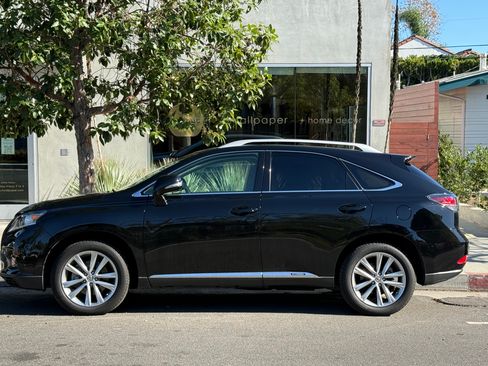 Used 2015 Lexus RX 450h AWD image 4