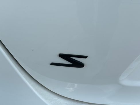 Used 2021 Maserati Ghibli S RWD image 16