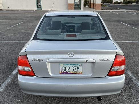 Used 2002 MAZDA Protege LX image 8