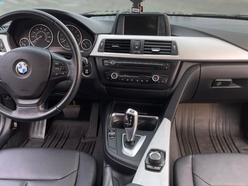 Used 2014 BMW 320i Sedan image 12