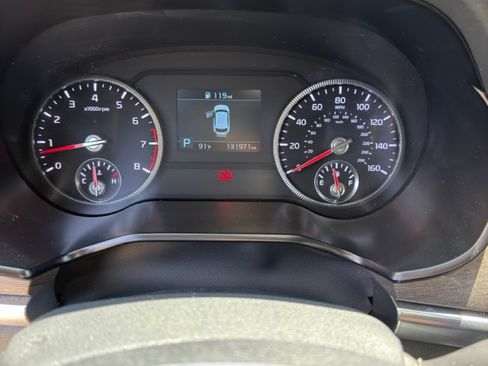 Used 2022 Kia Telluride EX w/ EX Premium Package FWD image 2