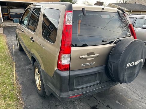 Used 2006 Honda CR-V LX image 25
