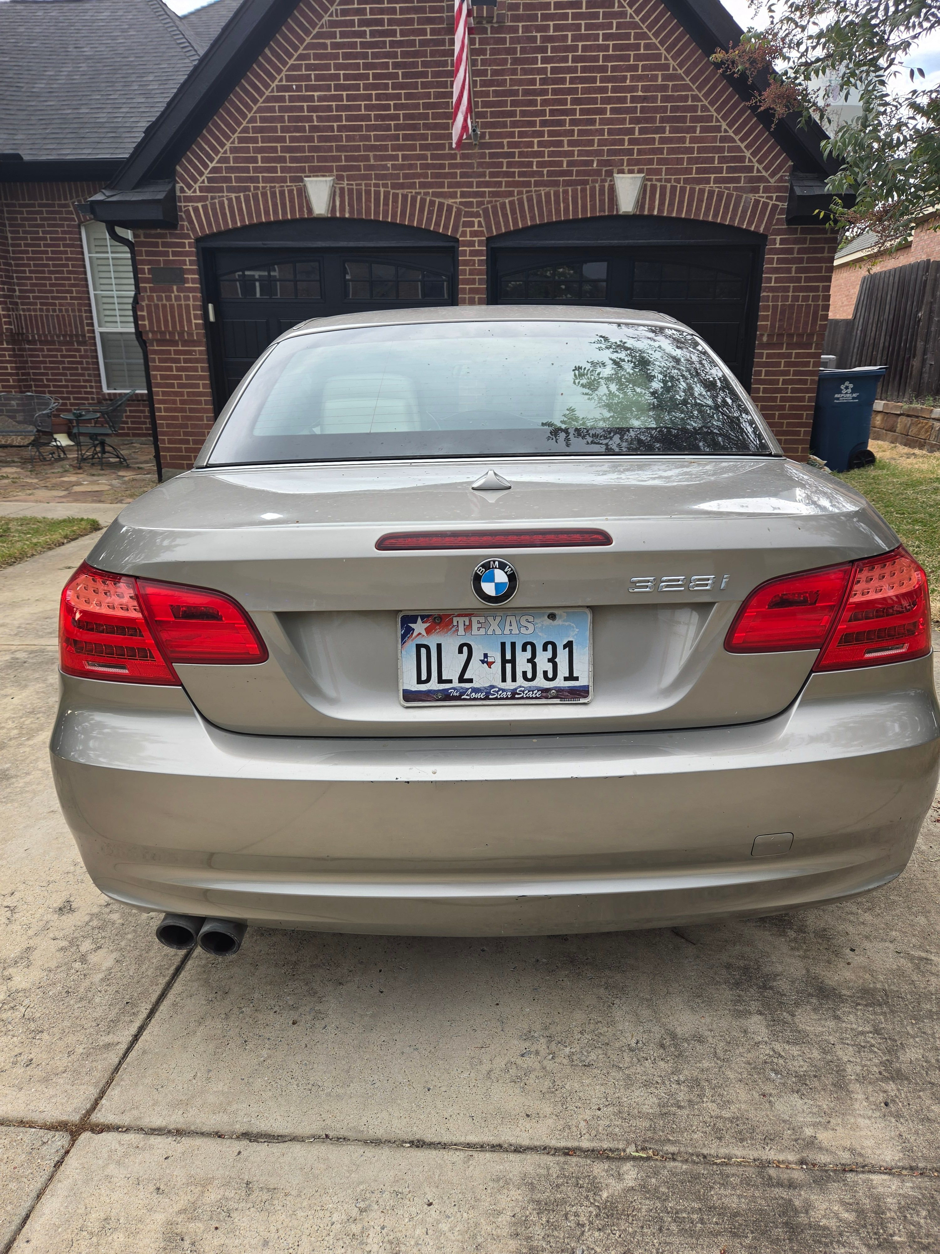 Used 2011 BMW 328i Convertible RWD image 8