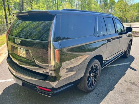Used 2021 Cadillac Escalade ESV Sport Platinum w/ LPO, ONYX Package AWD/4WD image 6