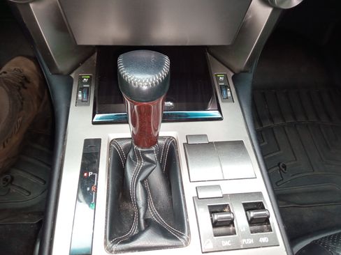 Used 2010 Lexus GX 460 image 30