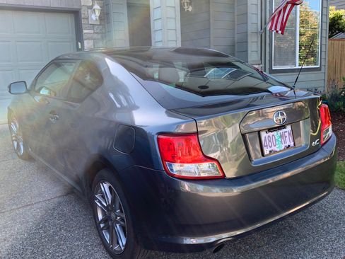 Used 2012 Scion tC FWD image 4