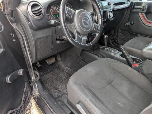 Used 2017 Jeep Wrangler Sport image 5