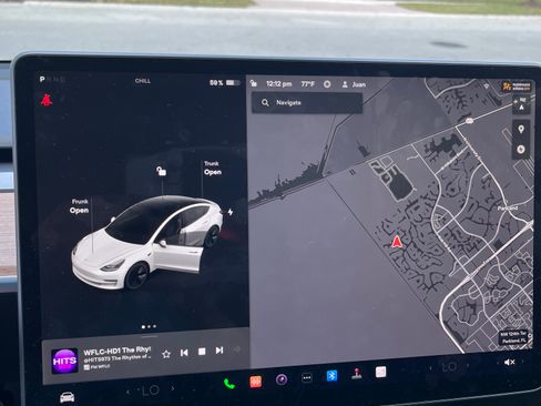 Used 2022 Tesla Model 3 image 12