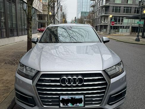 Used 2017 Audi Q7 3.0T Premium Plus image 18