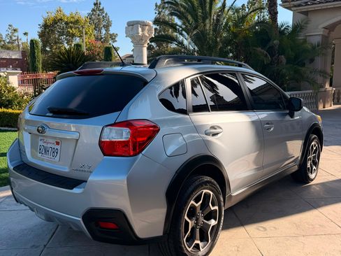 Used 2013 Subaru XV Crosstrek 2.0i Limited AWD/4WD image 5