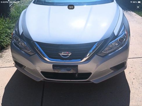 Used 2017 Nissan Altima 2.5 S w/ Power Driver Seat Package FWD image 2
