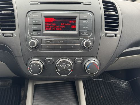 Used 2015 Kia Forte LX image 6