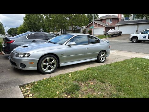 Used 2005 Pontiac GTO RWD image 10