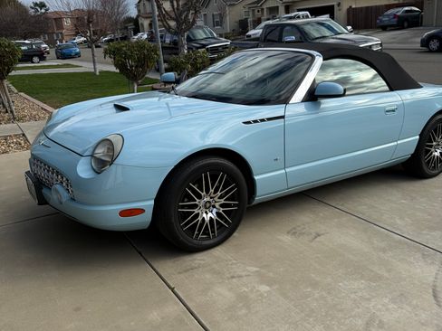 Used 2003 Ford Thunderbird image 1