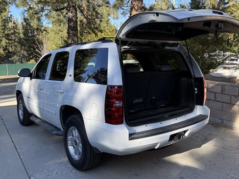 Used 2011 Chevrolet Tahoe LT image 11