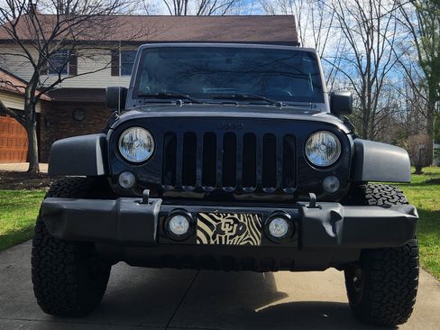 Used 2014 Jeep Wrangler Unlimited Sport image 4