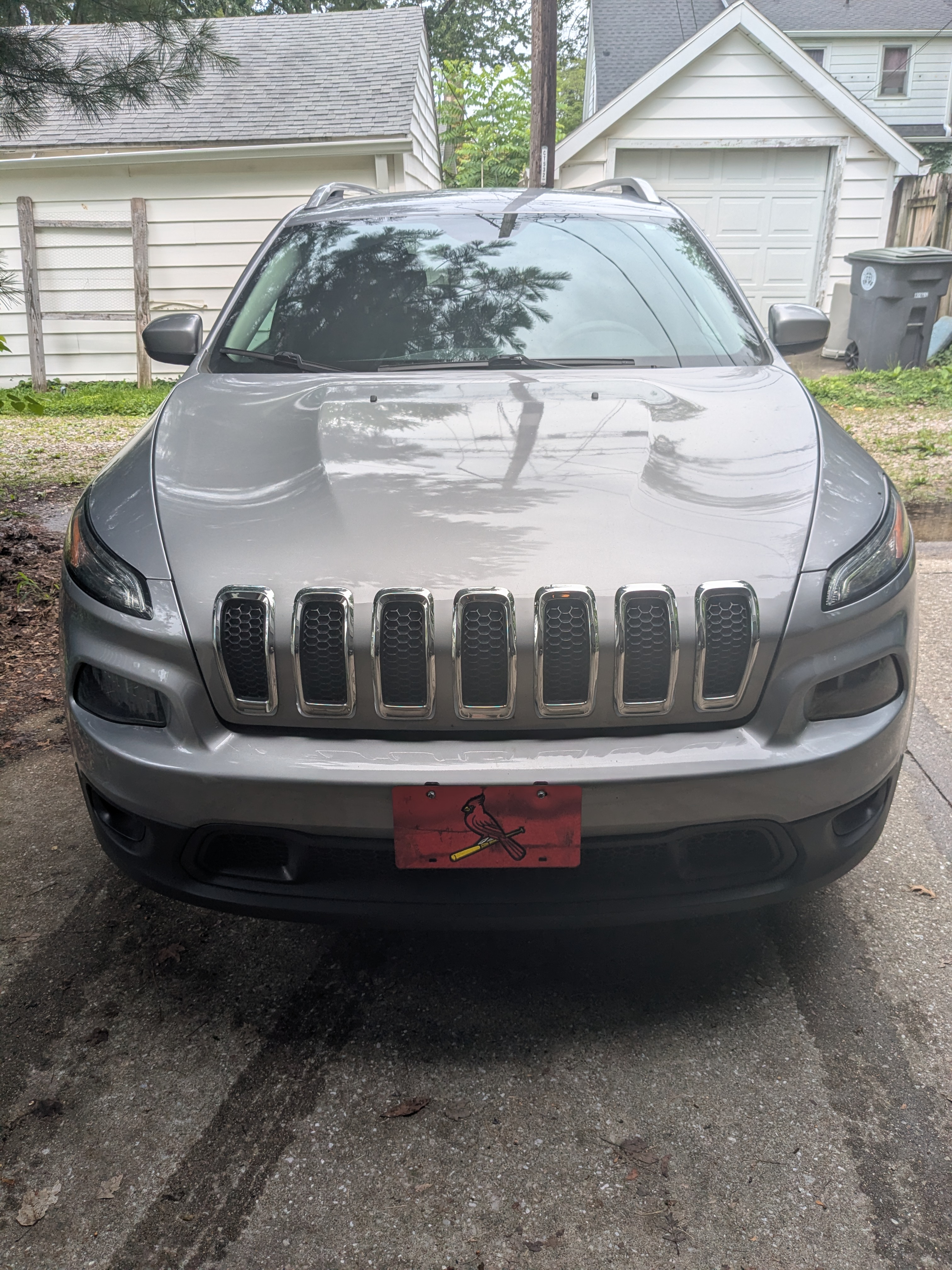 Used 2014 Jeep Cherokee Latitude FWD image 4