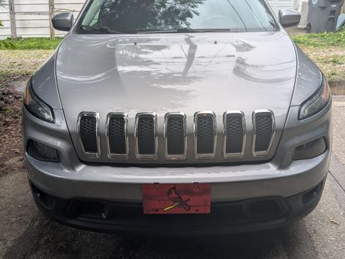 Used 2014 Jeep Cherokee Latitude FWD image 4