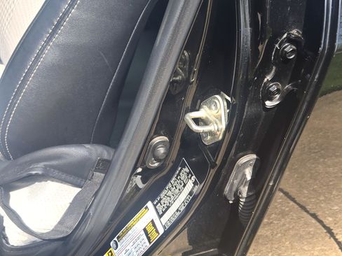 Used 2014 Toyota Camry SE FWD image 18